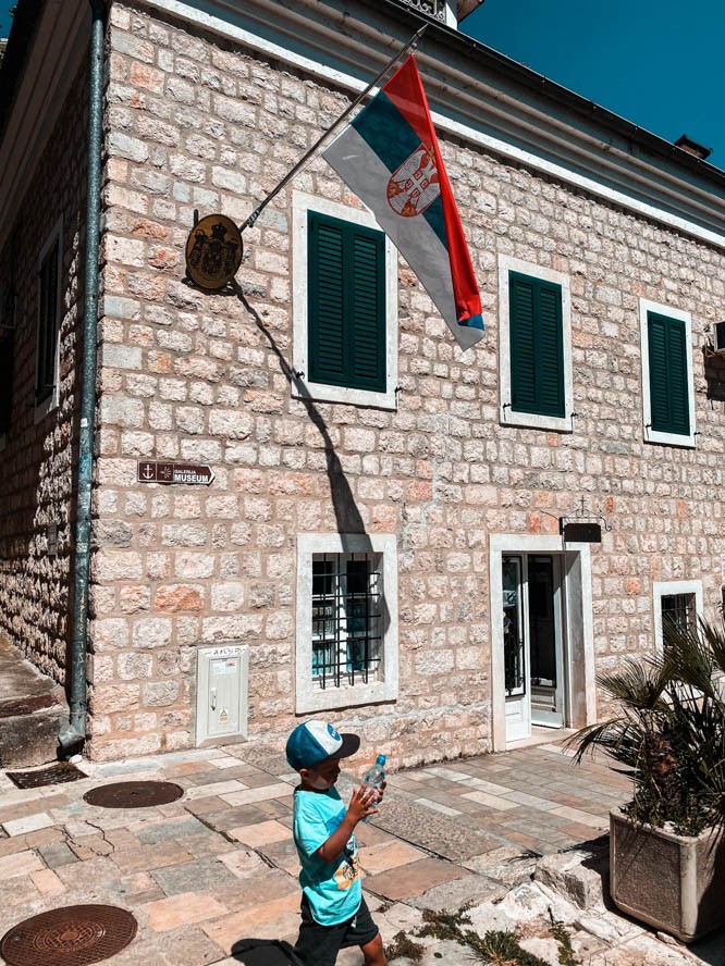 perast